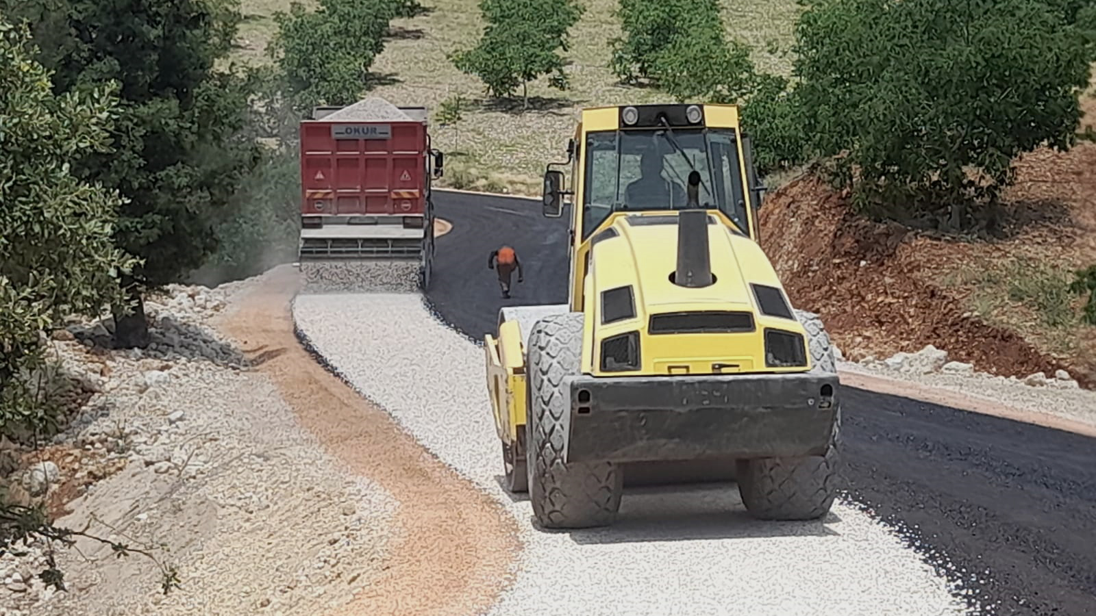 Büyükşehir, Pazarcık Büyüknacar Grup Yolunu Yeniliyor