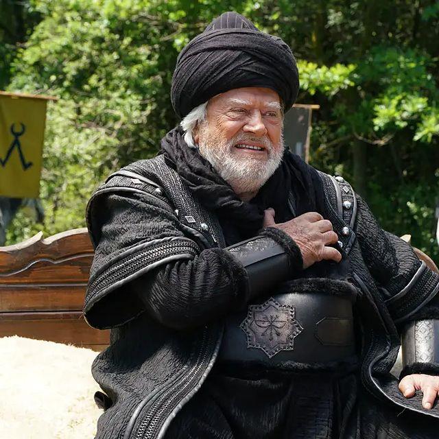 Cüneyt Arkın, hayatını kaybetti