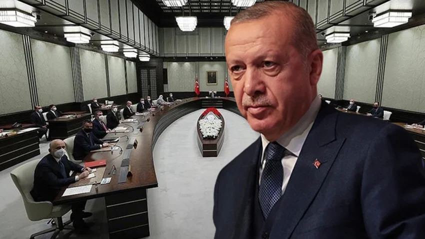 Gözler Erdoğan'ın açıklayacağı yeni Kabine'de! İşte kulislerde konuşulan isimler