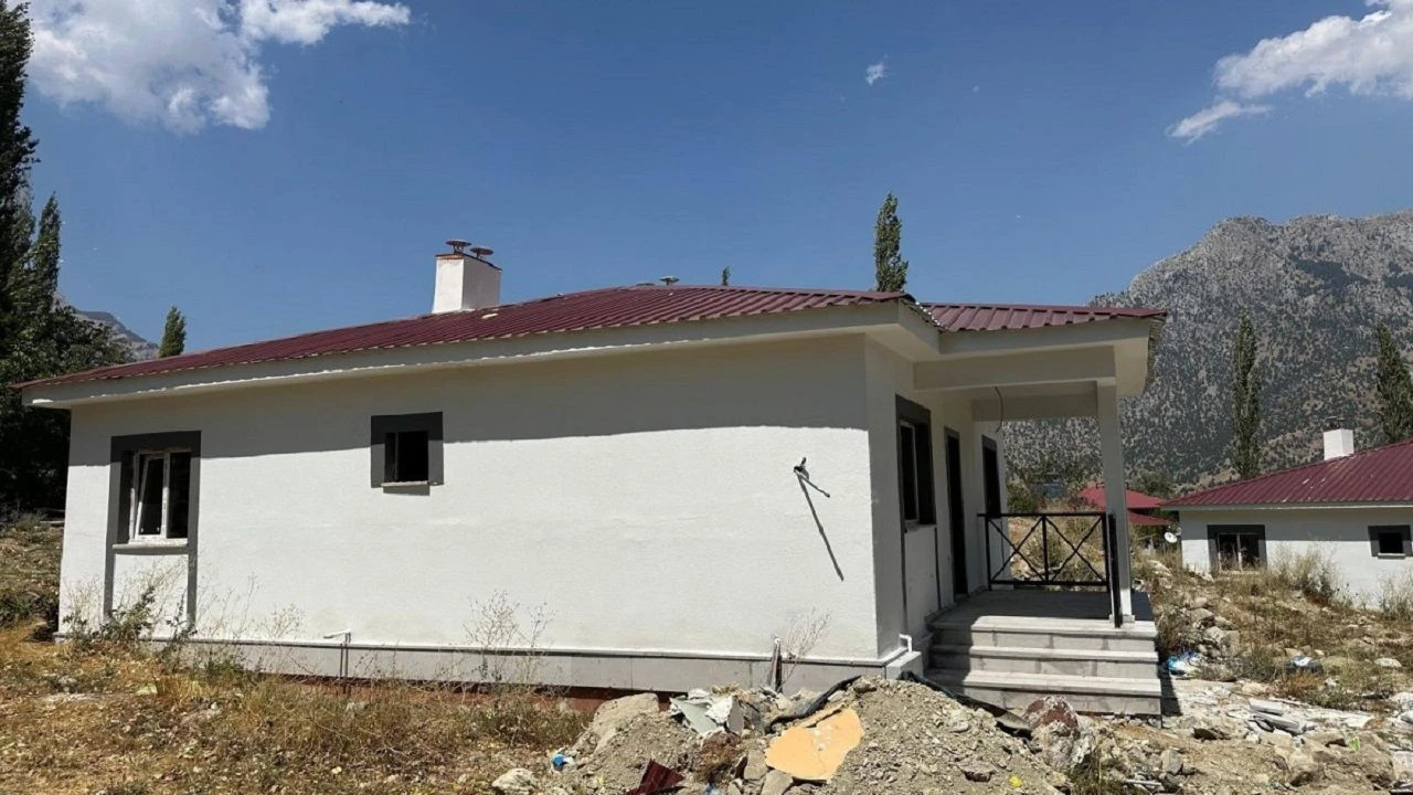 Depremzedelere Müjde: Andırın ve Göksun’da 45 Konut Bitirildi