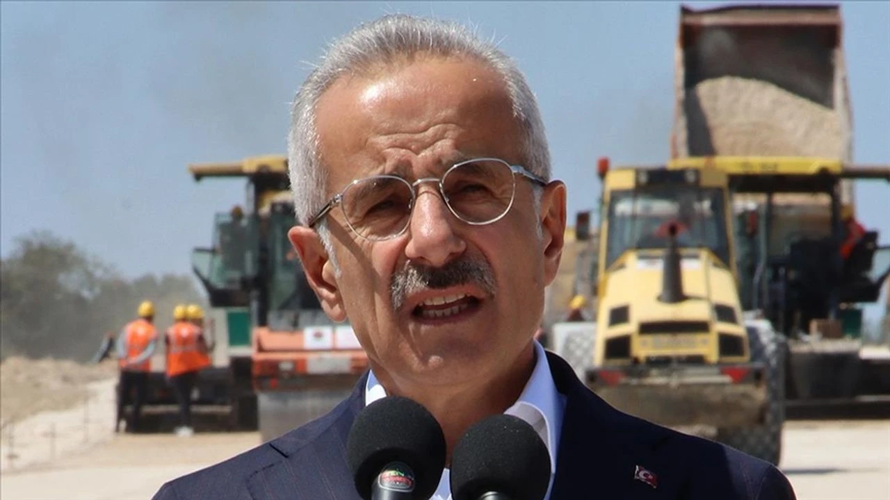 8 ilde deprem konutlarının yolları tamamlanarak vatandaşın kullanımına açıldı