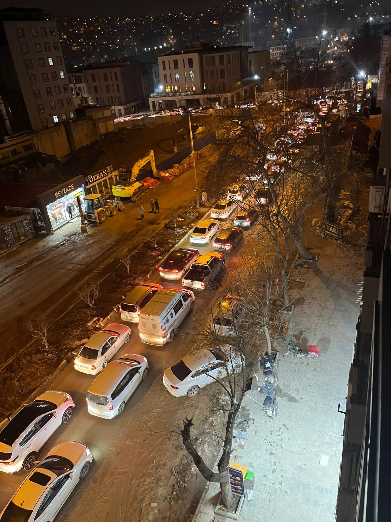 Kahramanmaraş'ta iş çıkışı trafik kabusu: Çarşıya giden bin pişman!