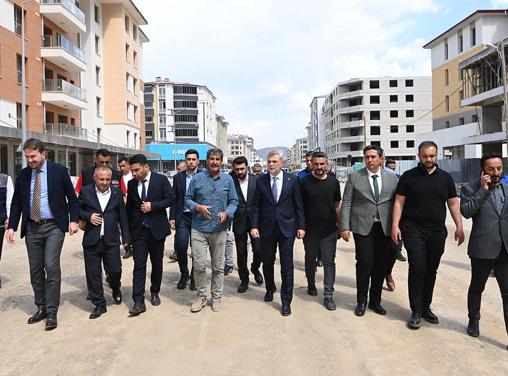 Başkan Görgel, “Elbistan’a 500 Milyon TL’lik Yol Yatırımı Kazandırıyoruz”