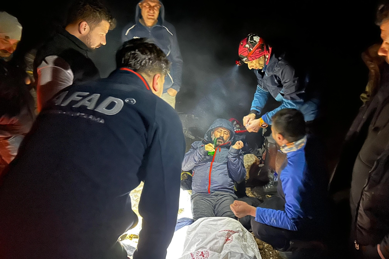 Kahramanmaraş Engizek Yaylası’nda Can Pazarı: Mahsur Kalan 8 Dağcı Kurtarıldı