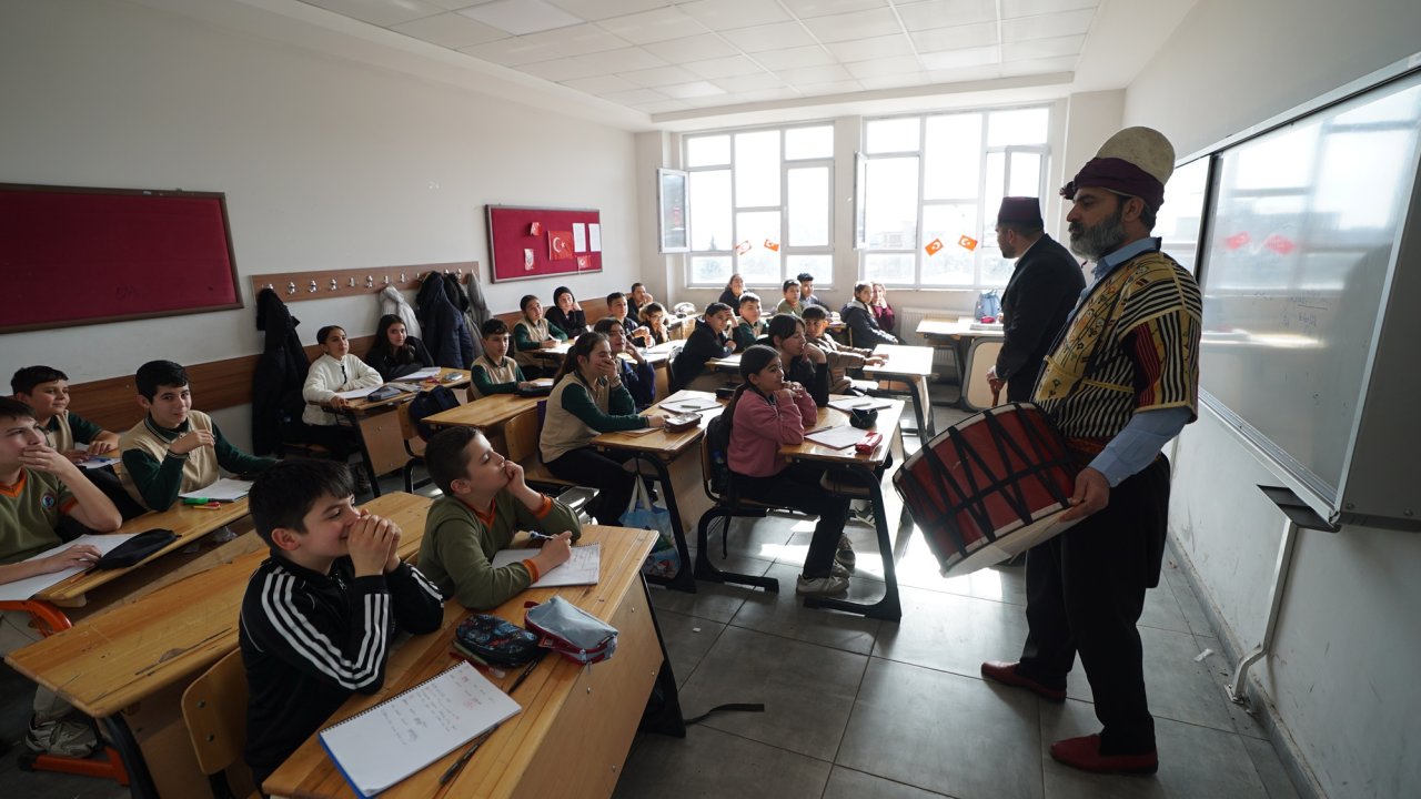 Kahramanmaraş’ın Kurtuluş Destanı Okullarda: Gençler Ecdadın İzinde!