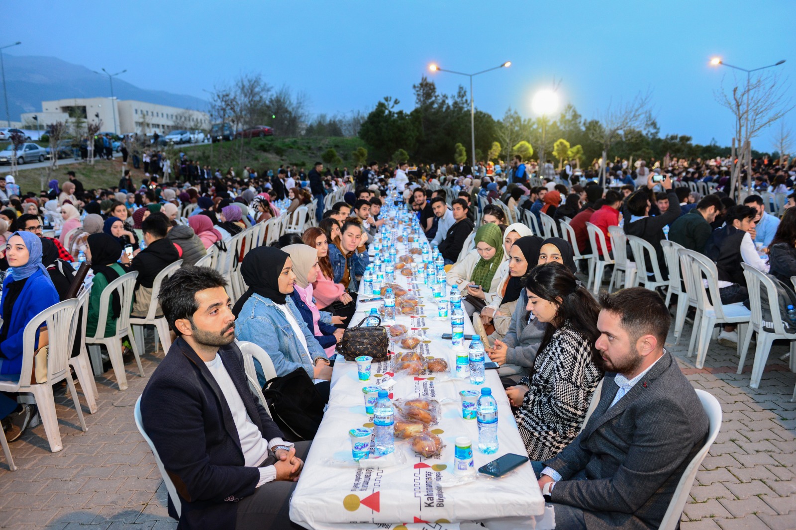 Kahramanmaraş Büyükşehir Belediyesi, KSÜ Öğrencilerine İftar Yemeği Verdi