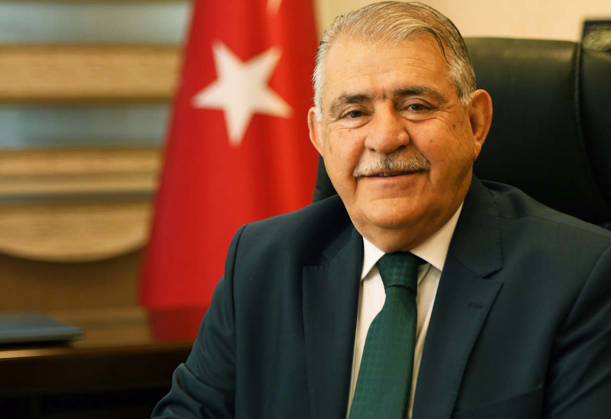 Başkan Mahçiçek, ‘Bilginiz ve özgüveninizle başarılı olacağınıza inanıyorum’