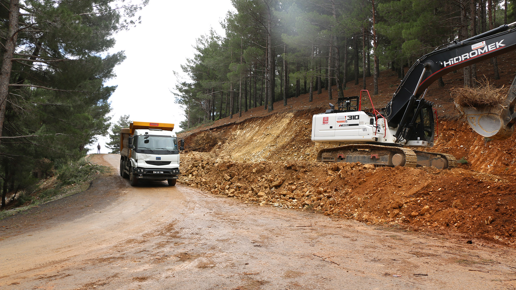 Seyir Terası’nın Yolu Genişletiliyor