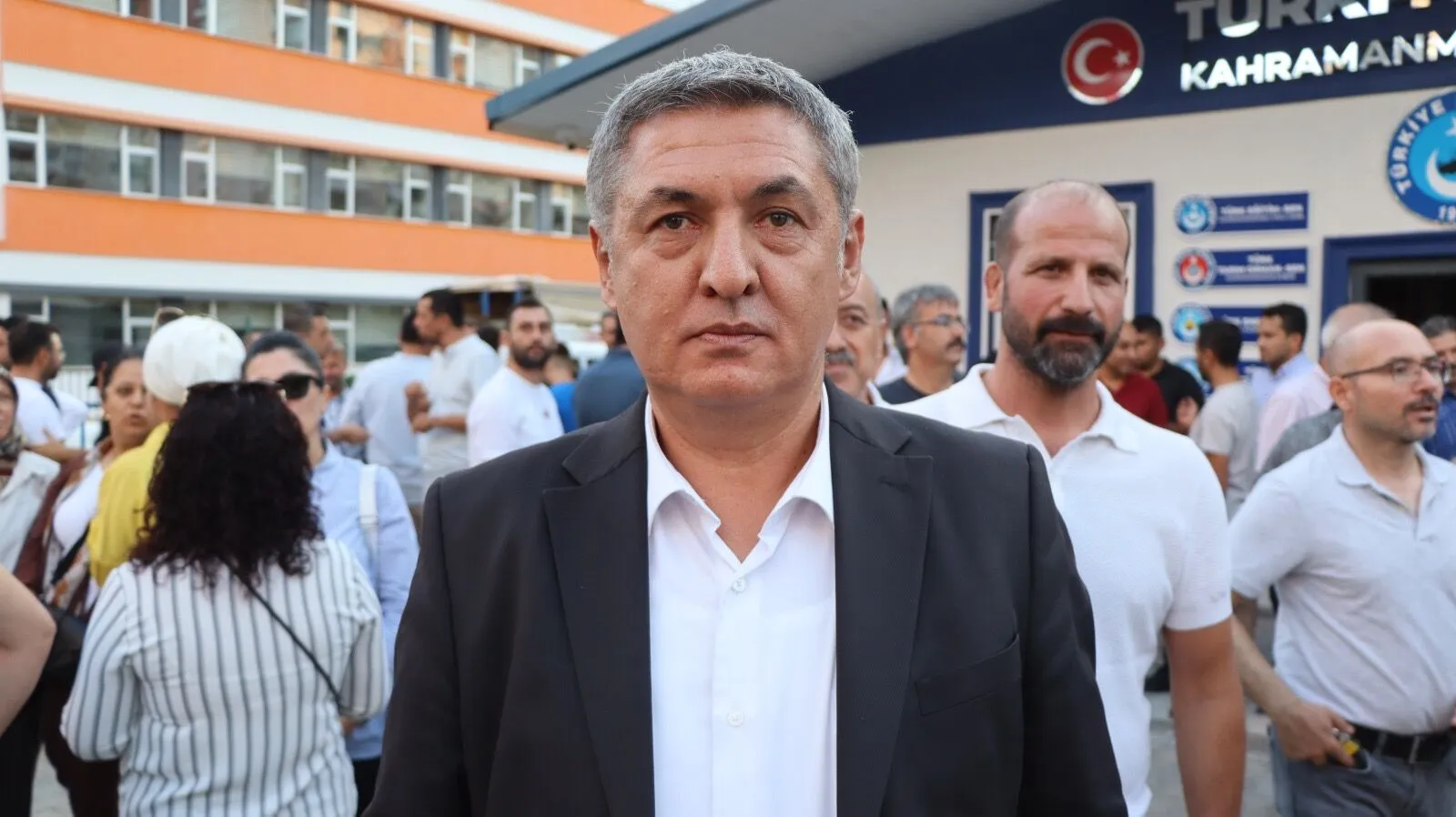 Kahramanmaraş'tan o isim aday oldu! Eski adaylardan da destek aldı