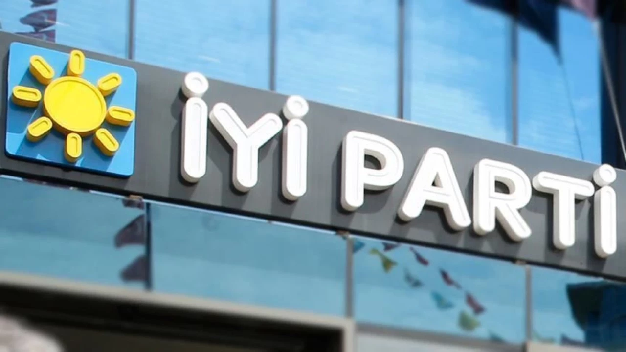 İYİ Parti Yıkıldı: 7 Başkan Birden İstifa Etti