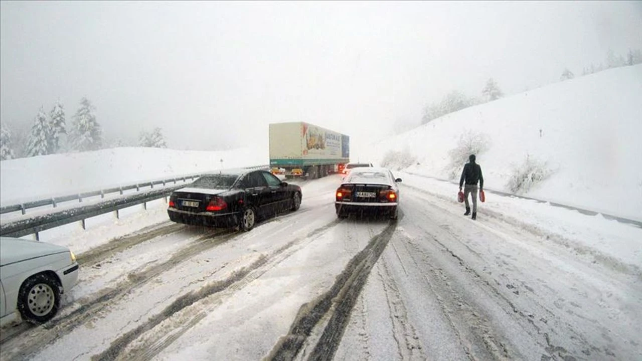 Kayseri-Kahramanmaraş Yolunda O Araçların Geçişi Tamamen Durduruldu!